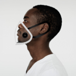 "La máscara social" Una máscara que escanea el aire en busca de gérmenes
