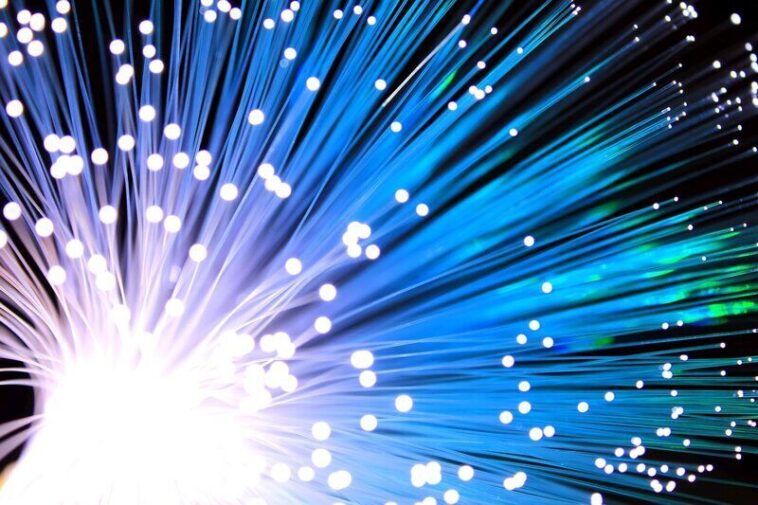 La fibra óptica de alta velocidad más delgada del mundo