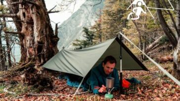 Nomad Cape | 4 funciones en 1 para senderismo y camping"