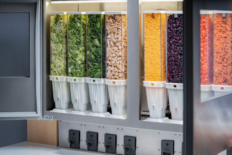 SerVue | La innovación en refrigeración touchless para food bars