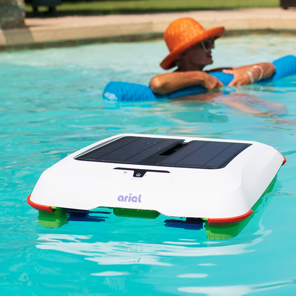 Ariel Solar-Breeze | Robot limpiador solar para piscinas
